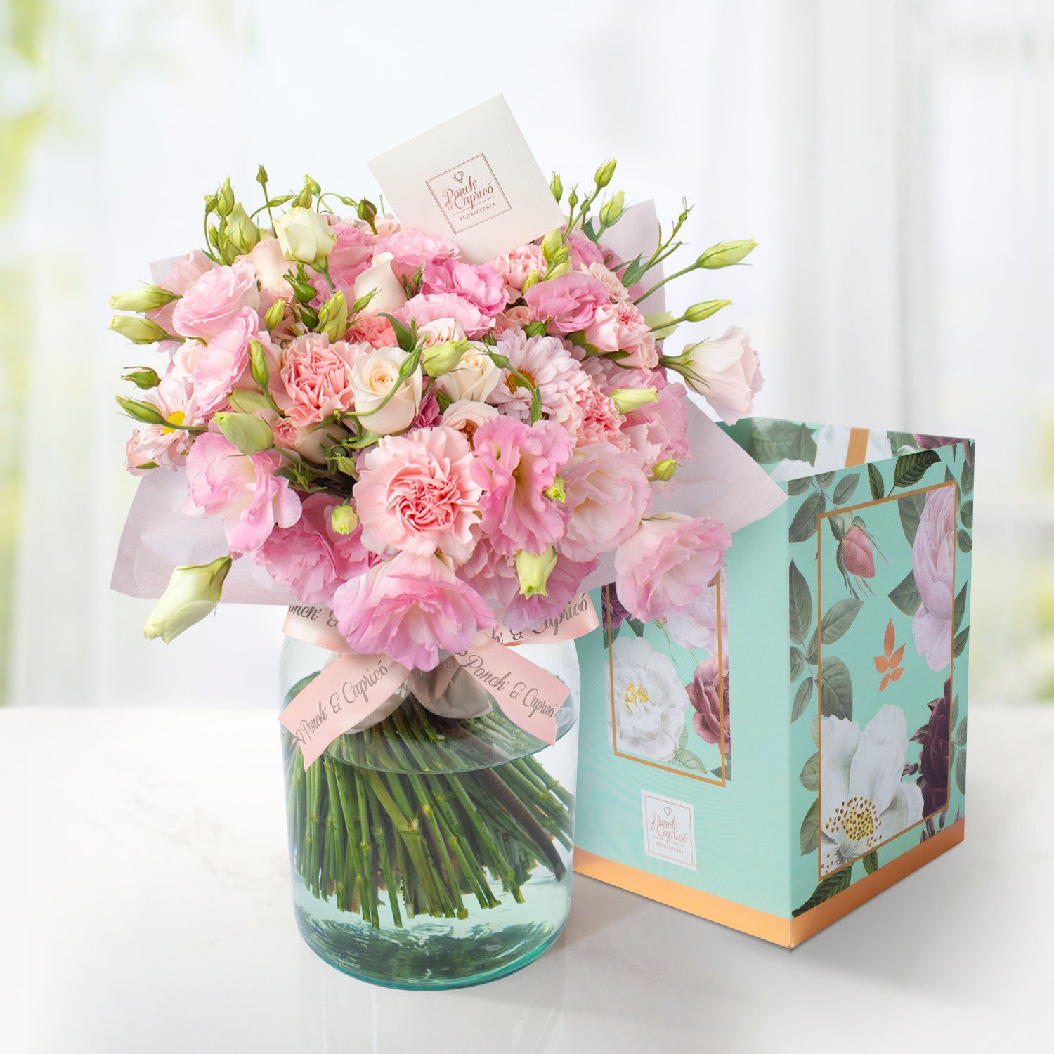 Arreglo Floral de Rosas, Clavel Rosado, Mini Rosas y Lisianthus Místico -GI030-