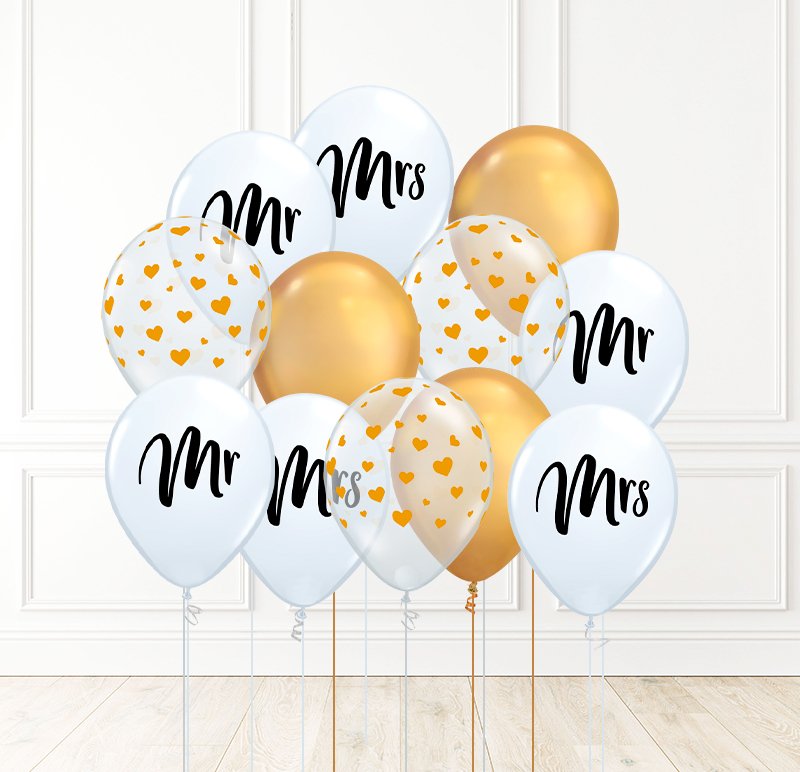 12 globos inflados con helio -Mr & Mrs con Corazones- Bio* -RAC036- | Globos y Regalos Teleglobos.com.mx.