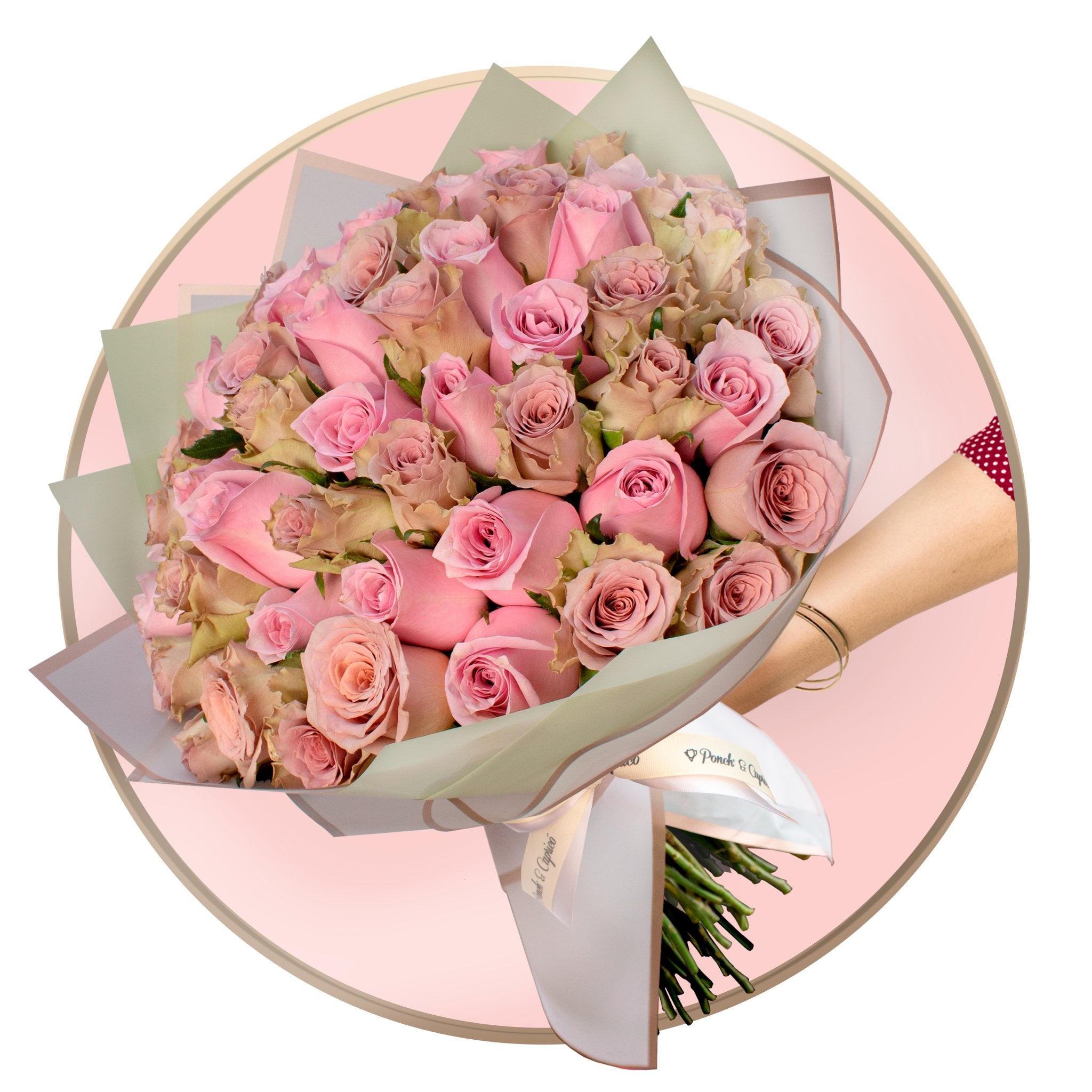 50, 100 or 150 amnesia and nautical roses in bouquet