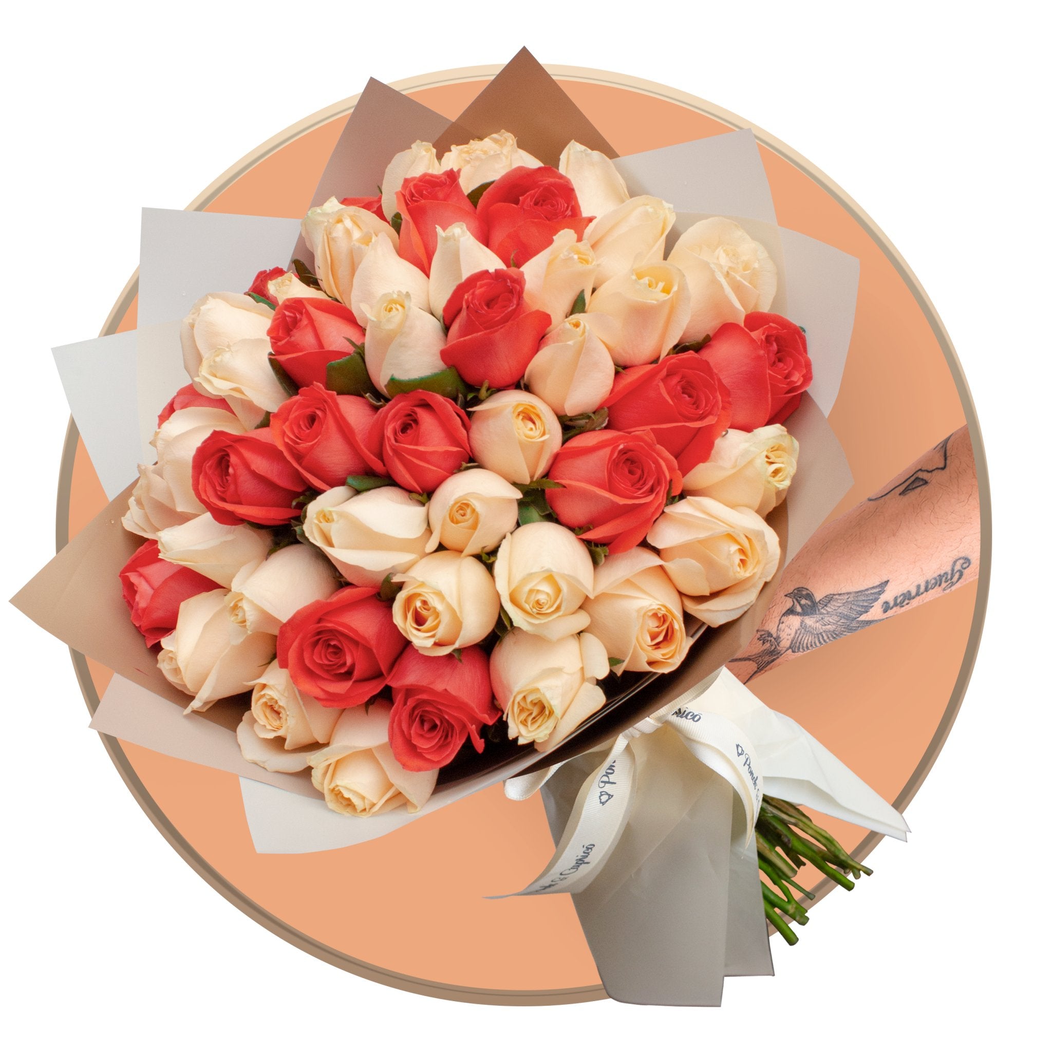 50, 100 o 150 Rosas Peach Avalanche y Coral en Ramillete