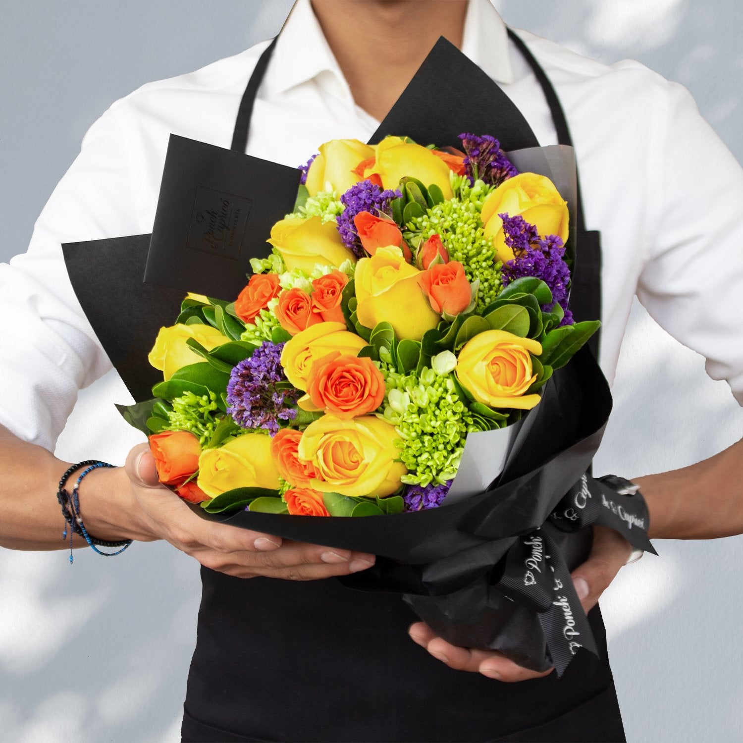 Bouquet de Rosas, Mini Rosas y Hortensias | Globos y Regalos Teleglobos.com.mx.