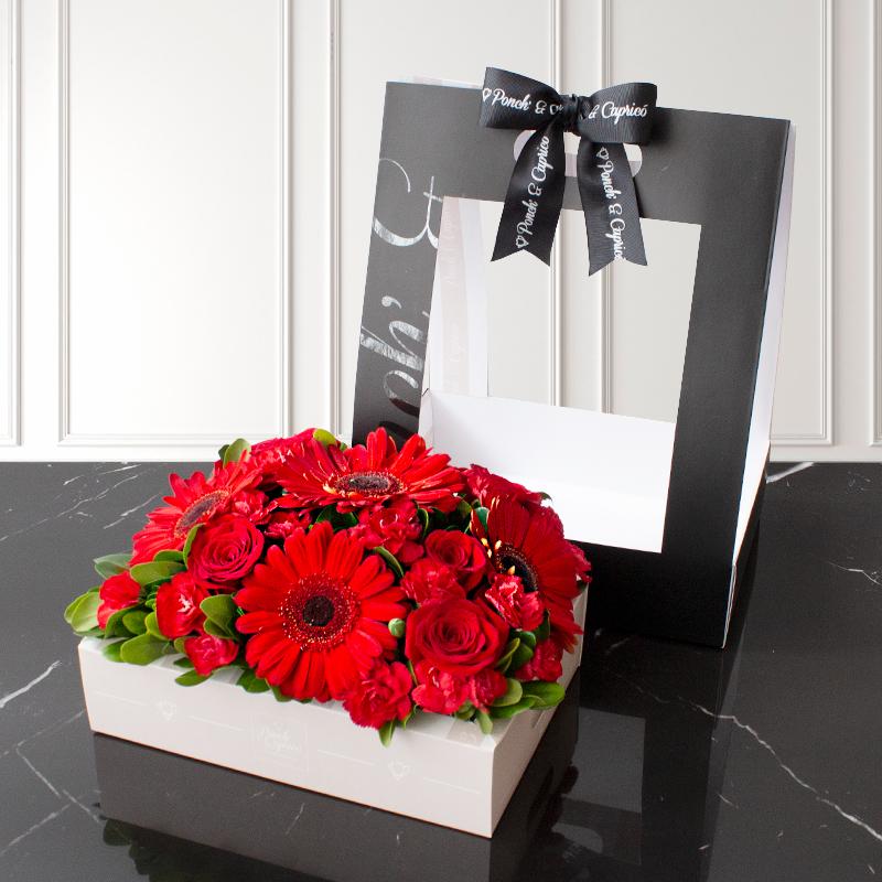 Canasta de Gerberas, Rosas, Mini Rosas y Clavellinas Rojas -PCAN018- | Globos y Regalos Teleglobos.com.mx.