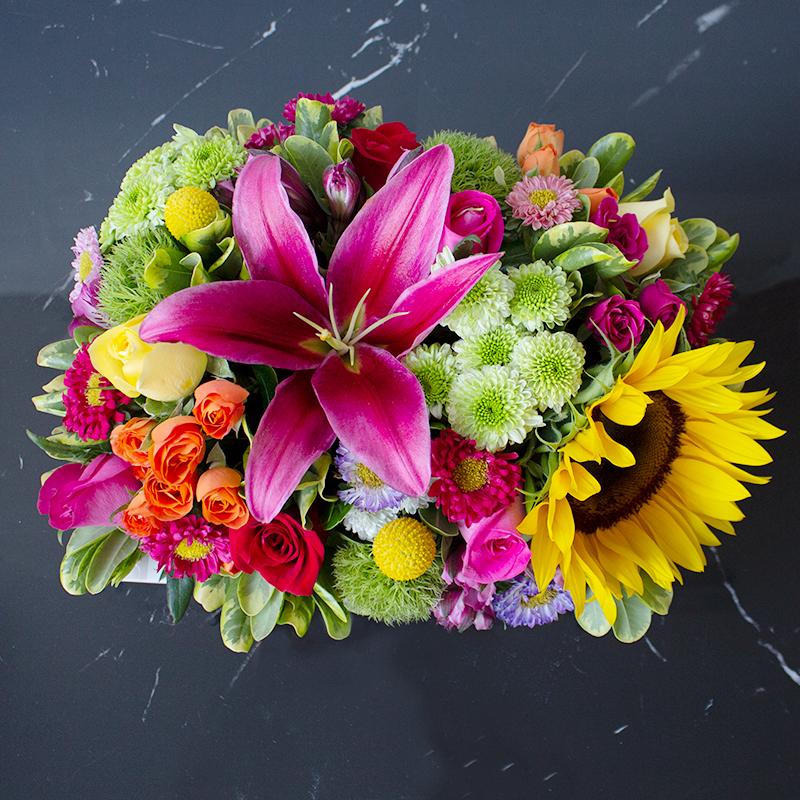 Canasta de Girasol, Rosas, Mini Rosas, Girasol, Rubina - PCAN025 - | Globos y Regalos Teleglobos.com.mx.