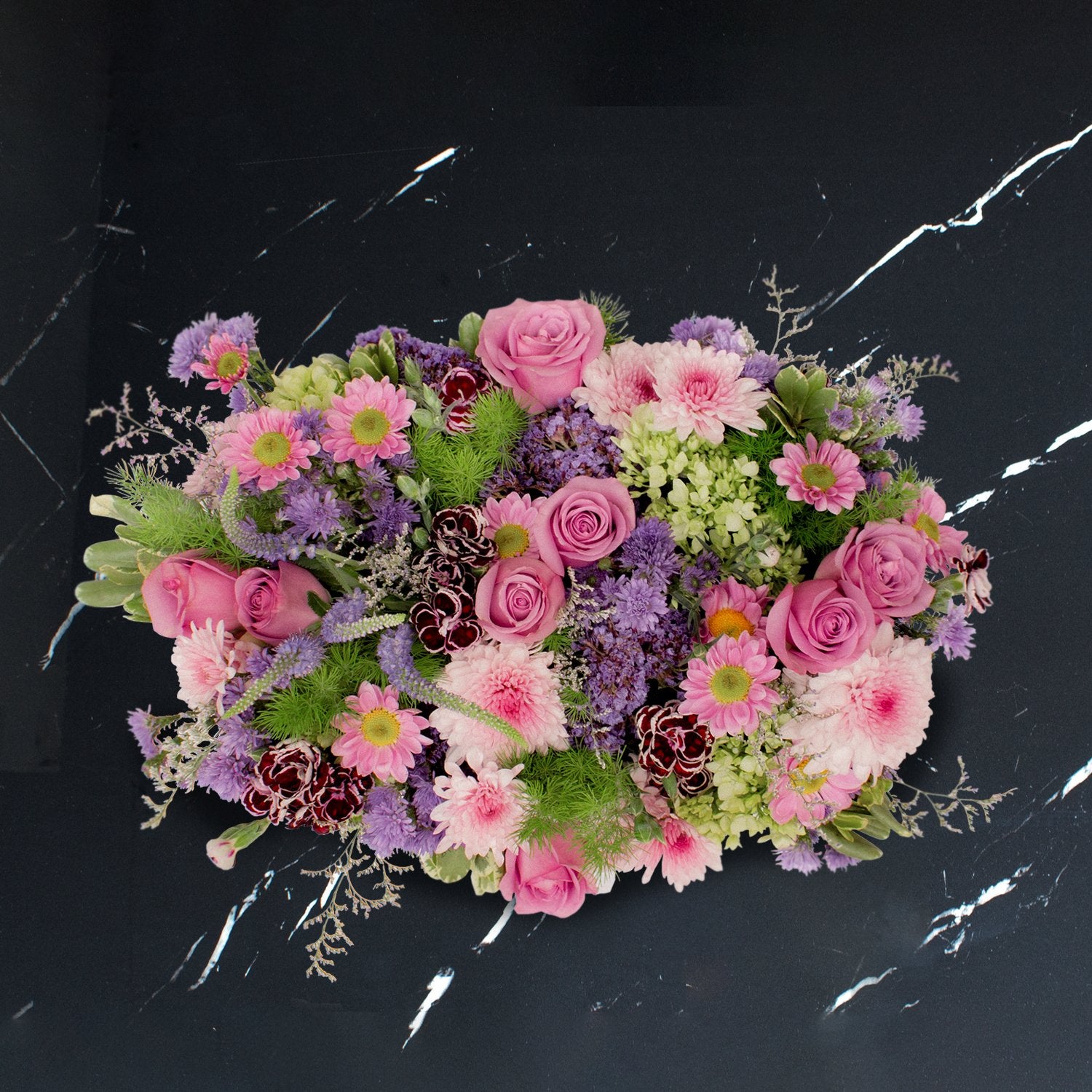 Canasta de Rosas Lila, Hortensia, Raffini y Verónica - PCAN028 -