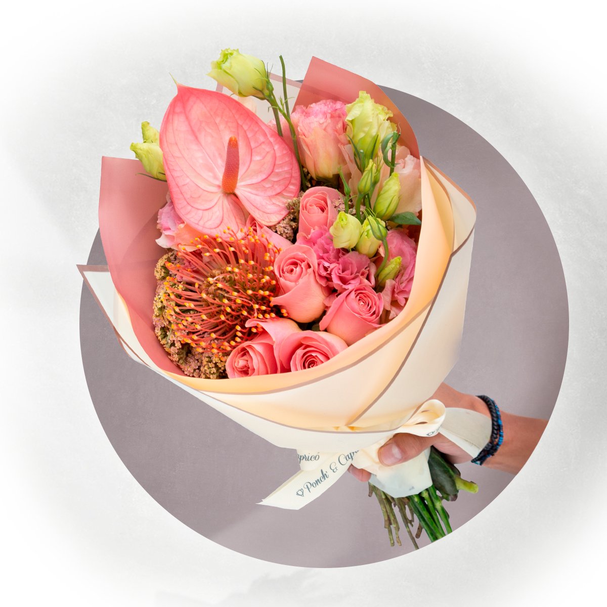 Ramillete de Rosa Hermosa, Lisianthus Durazno y Leucus Naranja - PRAM033