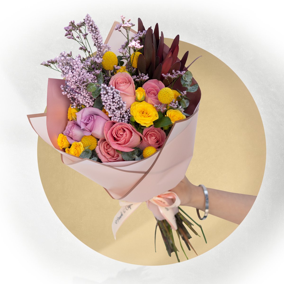 Ramillete de Rosa Hermosa, Rosa Lila y Mini Rosa Amarilla - PRAM038