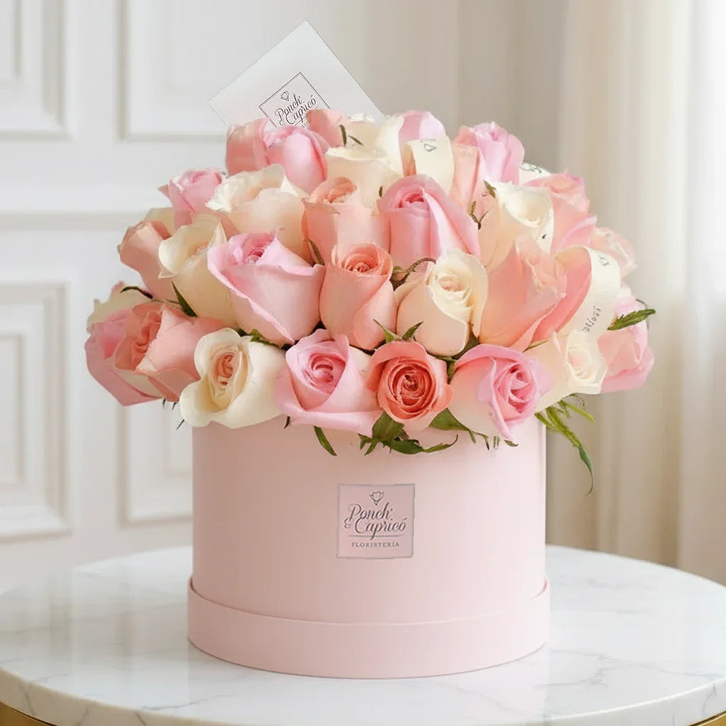 Arreglo floral de 60 a 80 Rosas en domo -Mix rosado-