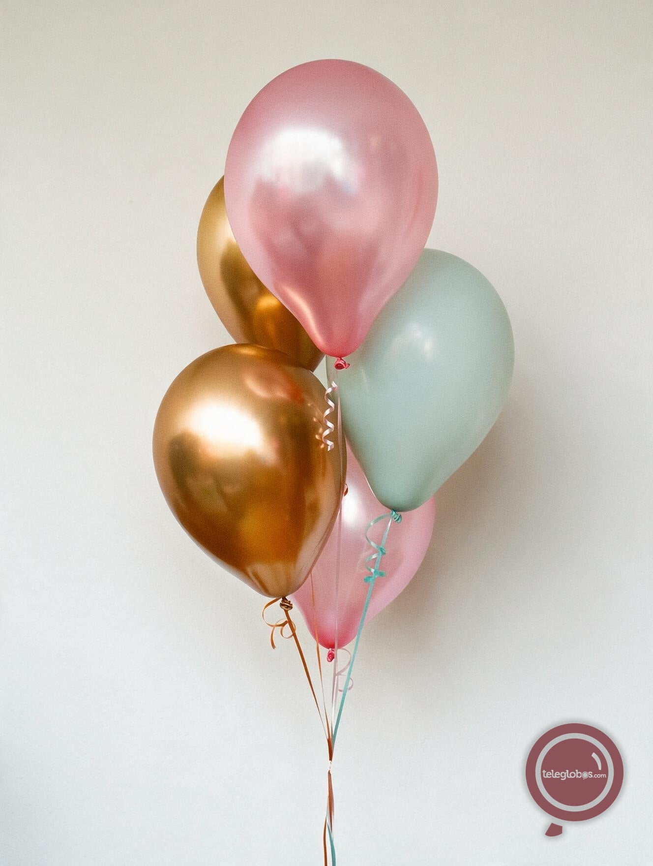 Torre de 5 Globos de Látex Golden Mint