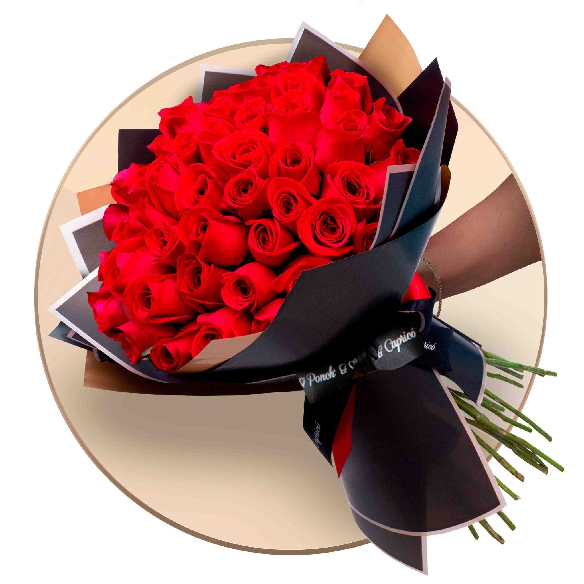 AirLoonz Osito, 50 Rosas Rojas y 6 globos de corazón (y chocolates)